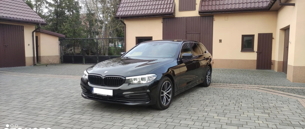 BMW Seria 5 cena 104500 przebieg: 189000, rok produkcji 2017 z Kutno małe 326